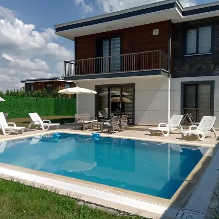Villa Amr Group *